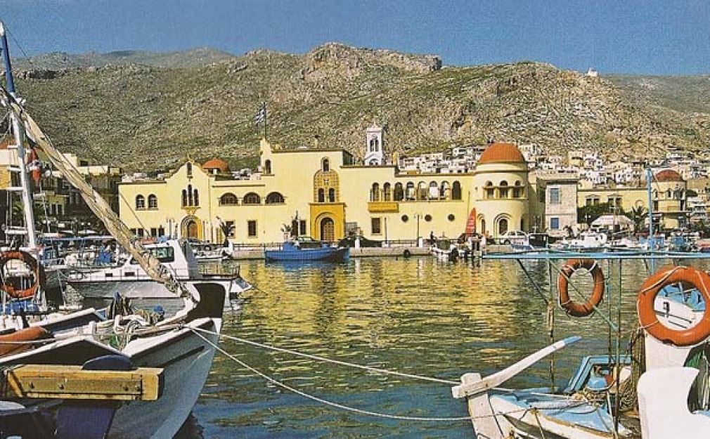 &Omicron; &beta;&upsilon;&theta;ό&sigmaf; &kappa;&alpha;&iota; &omicron;&iota; &kappa;&omicron;&rho;&phi;έ&sigmaf; &tau;&eta;&sigmaf; &Kappa;&alpha;&lambda;ύ&mu;&nu;&omicron;&upsilon; &chi;&alpha;&rho;ί&zeta;&omicron;&upsilon;&nu; έ&nu;&tau;&omicron;&nu;&epsilon;&sigmaf; &sigma;&upsilon;&gamma;&kappa;&iota;&nu;ή&sigma;&epsilon;&iota;&sigmaf;