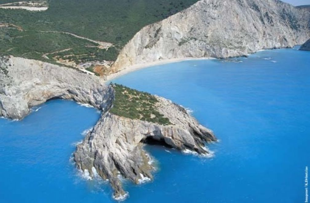 &Gamma;&nu;&omega;&rho;ί&sigma;&tau;&epsilon; &tau;&iota;&sigmaf; &mu;&omicron;&nu;&alpha;&delta;&iota;&kappa;έ&sigmaf; &pi;&alpha;&rho;&alpha;&lambda;ί&epsilon;&sigmaf; &tau;&eta;&sigmaf; &Lambda;&epsilon;&upsilon;&kappa;ά&delta;&alpha;&sigmaf;