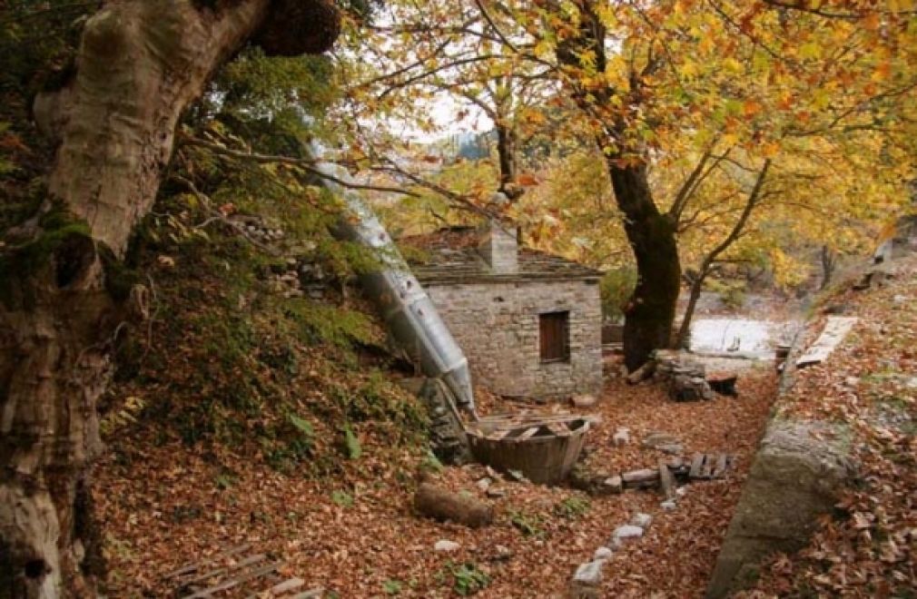 &Sigma;&tau;&iota;&sigmaf; &beta;&omicron;&upsilon;&nu;&omicron;&kappa;&omicron;&rho;&phi;έ&sigmaf; &tau;&omega;&nu; &Alpha;&gamma;&rho;ά&phi;&omega;&nu;